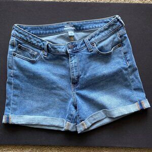 Amazon Essentials Jean Shorts Sz 10 Roll bottoms Boyfriend